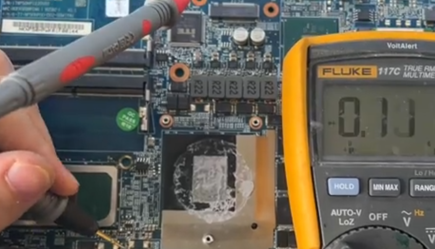 華碩一體機啟動不了黑屏解決方法 技術資訊 第1張-成都十五維修